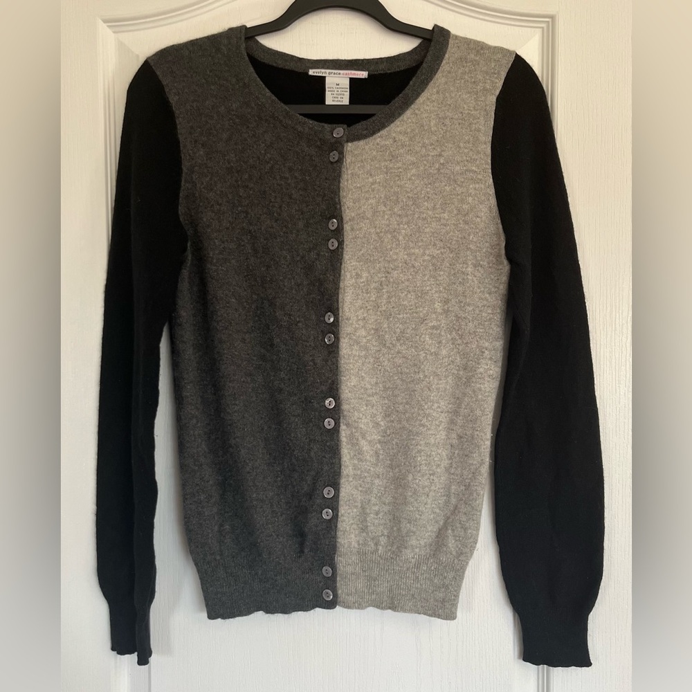 Evelyn Grace 100% Cashmere Black and Gray Button-Up Cardigan Medium